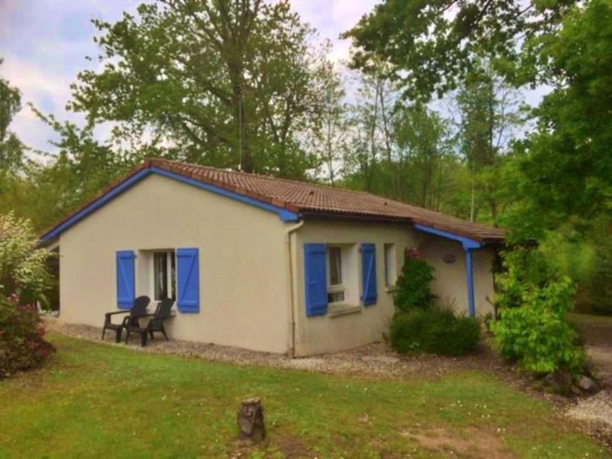 Vakantie Woning Le Chat Maison 175 Ecuras Exterior photo