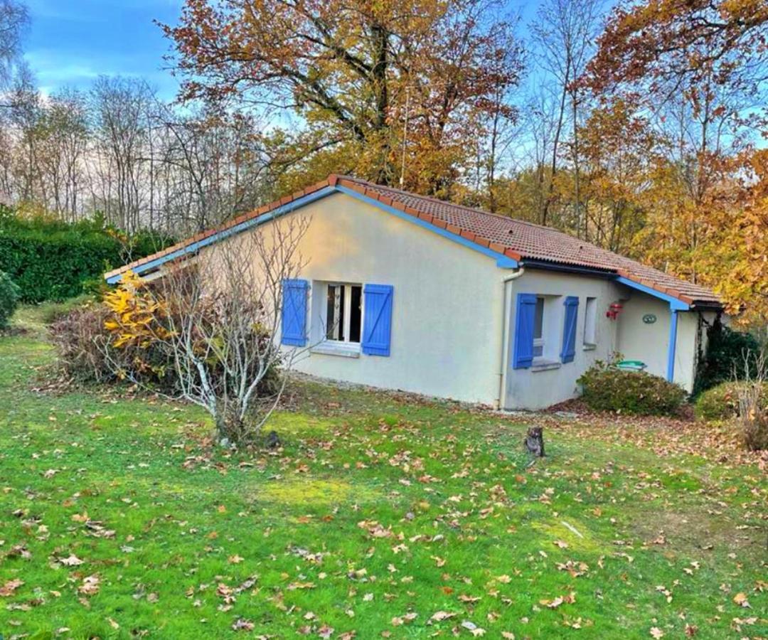 Vakantie Woning Le Chat Maison 175 Ecuras Exterior photo